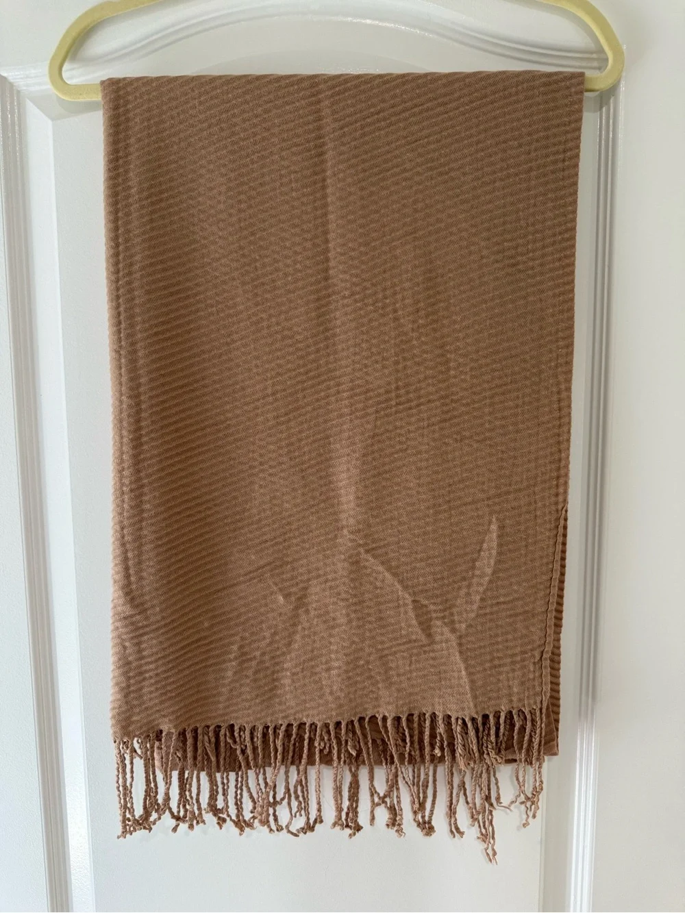 Lightweight Waffle-Texture Fringe Scarf in Camel Brown 84X28
